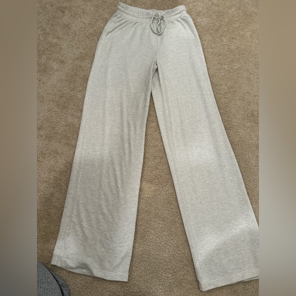 Aritzia loungewear pants size XS
